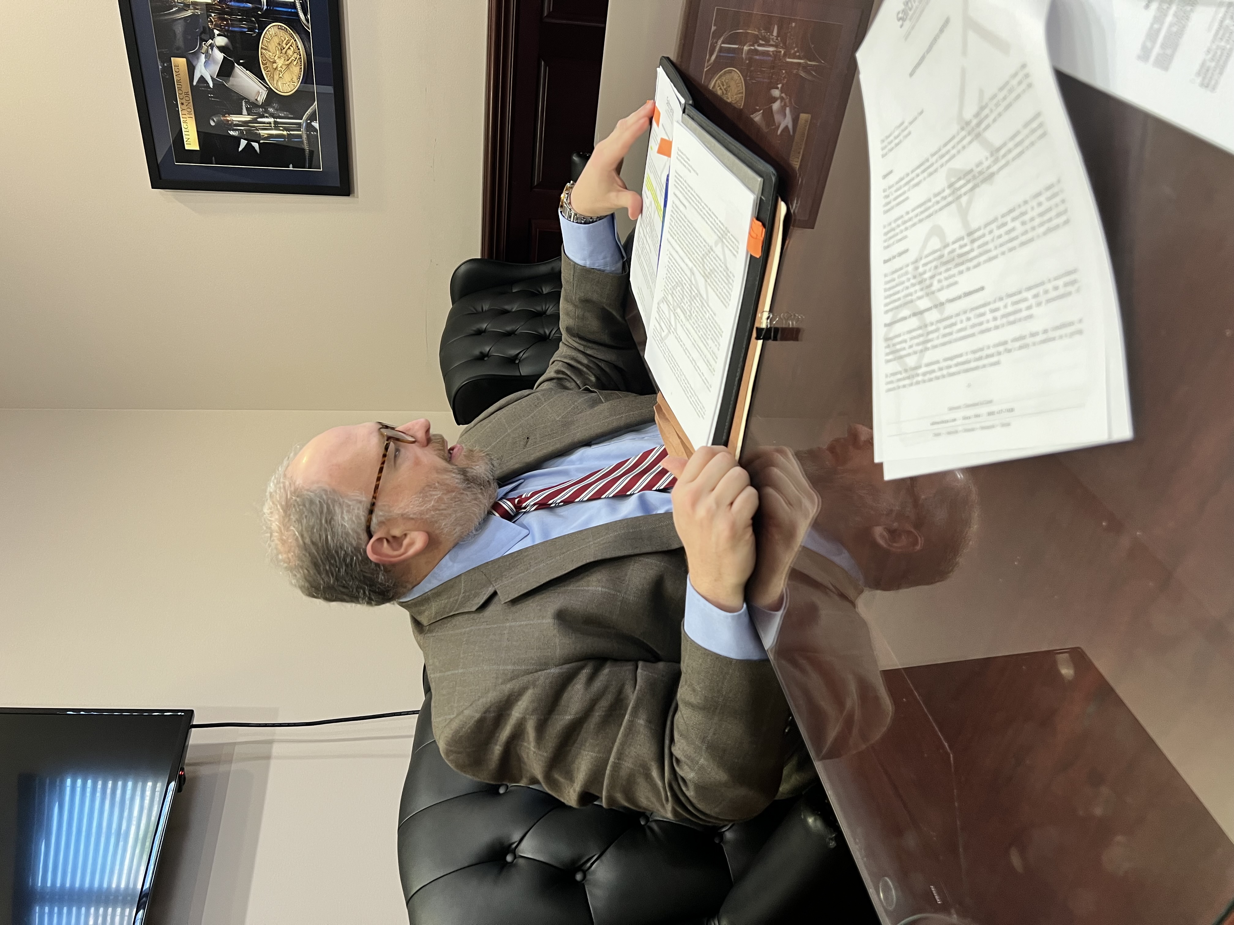 February 10th, 2023: The Board of Trustees received the independent audit report by Saltmarsh, Cleaveland & Gund. Pictured is Mr. Chuck Landers, CPA. The financial statements may be viewed on this website under the disclosure tab. 